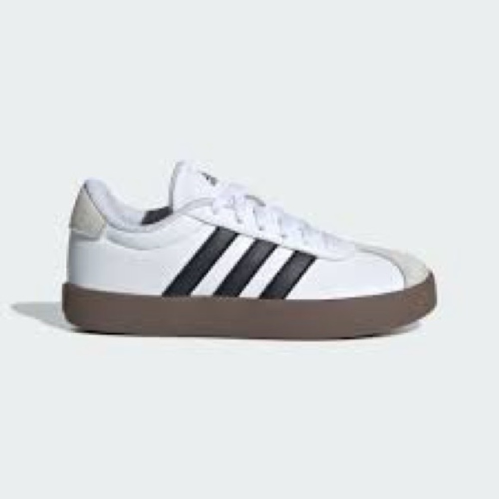 Adidas court 3.0 men’s size 8.5 shoes tennis shoes athletic shoes